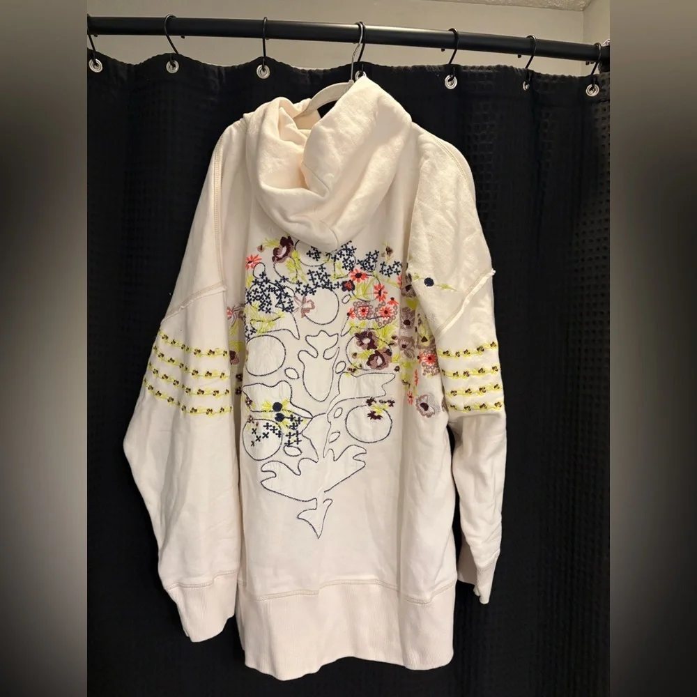 Free People At My Best Embroidered Hoodie Large Color: Ivory Combo NWT - Picture 4 of 6